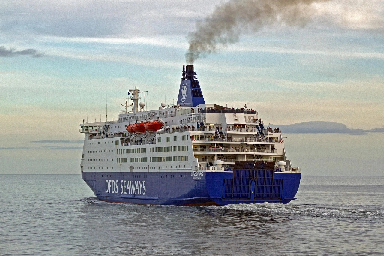 Onboard Sight Seeing from Deck Areas